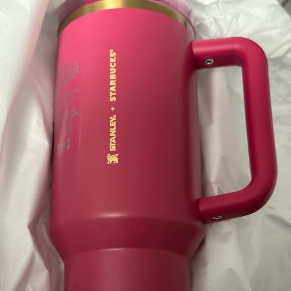 Starbucks x Stanley - Picture 3 of 5